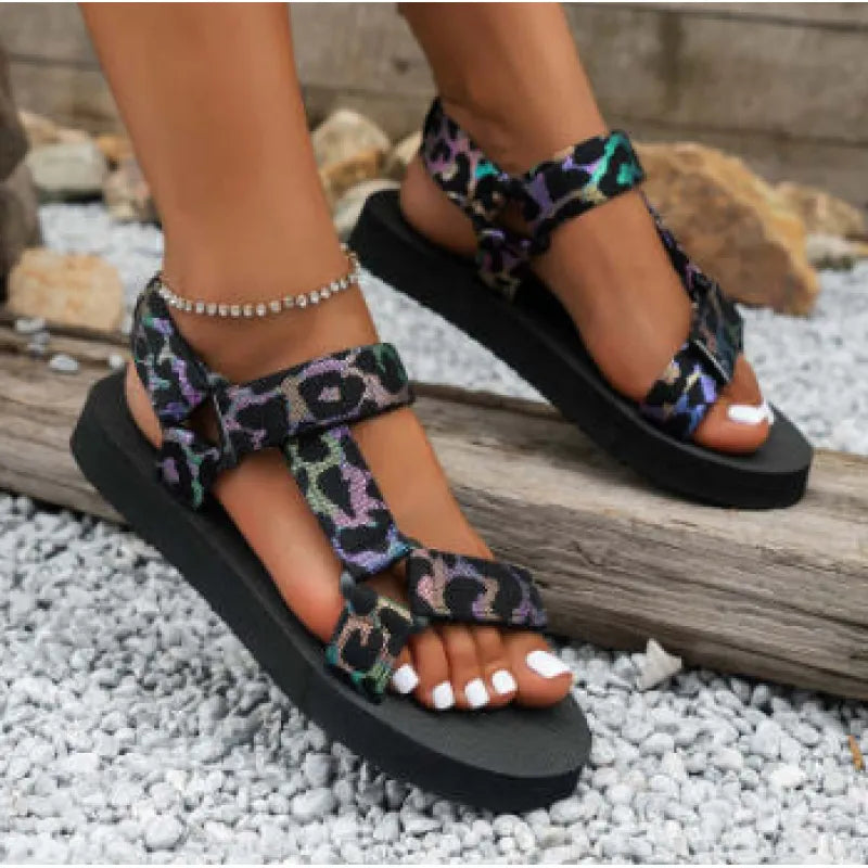 Women's Flat Sandals – Geometric Crossover Straps