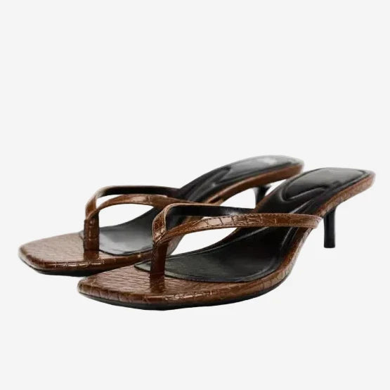 Women's Kitten Heel Thong Sandal – Square Toe Slip-On