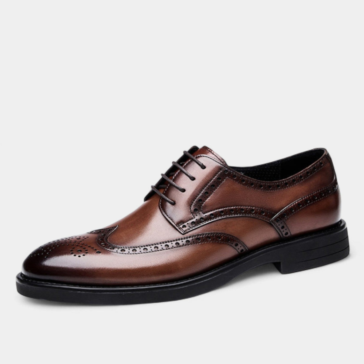 Men's Formal Lace-Up Shoe – Brogue-Inspired Detailing