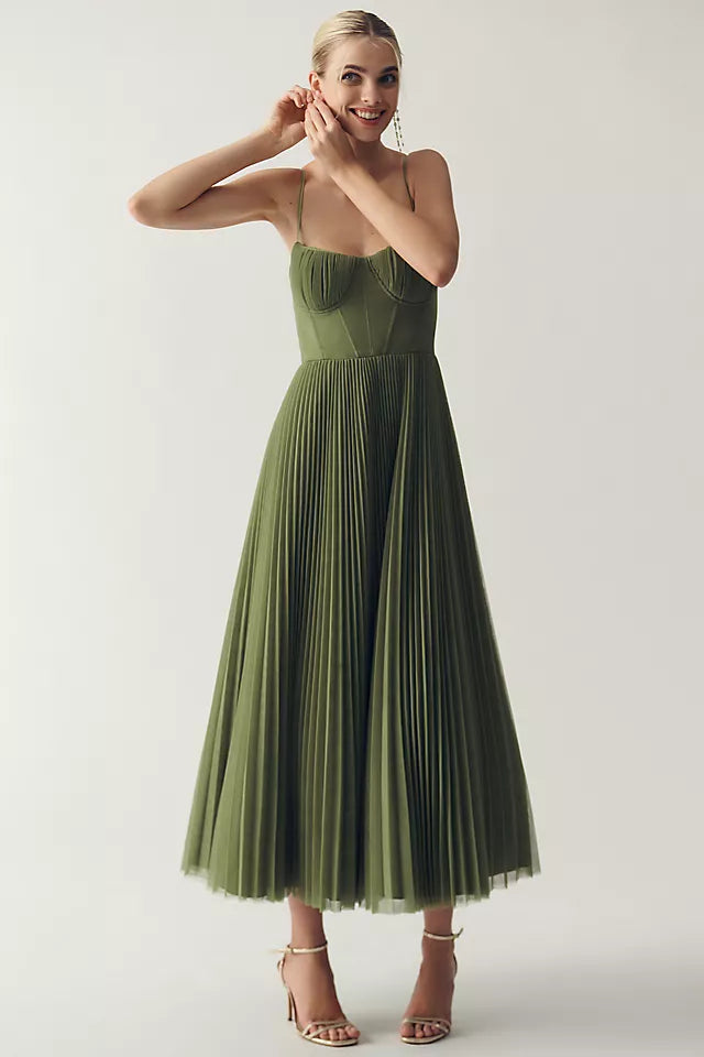 Women's Pleated Maxi Dress – Fitted Sleeveless Bodice