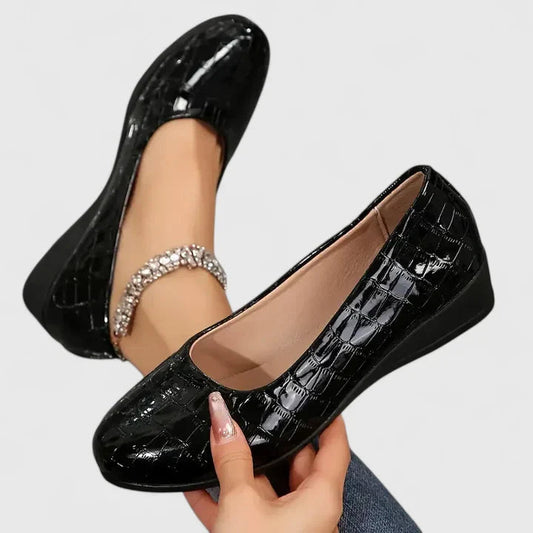 Women's Croc-Effect Ballet Flat – Round Toe Slip-On