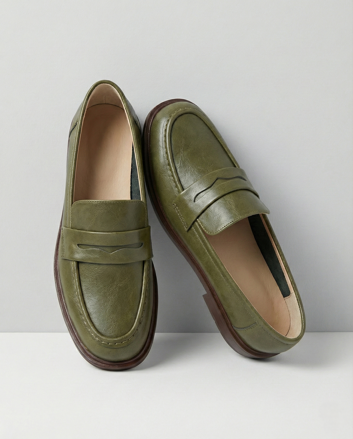 Women's Leather Loafer – Round Toe Stacked Heel
