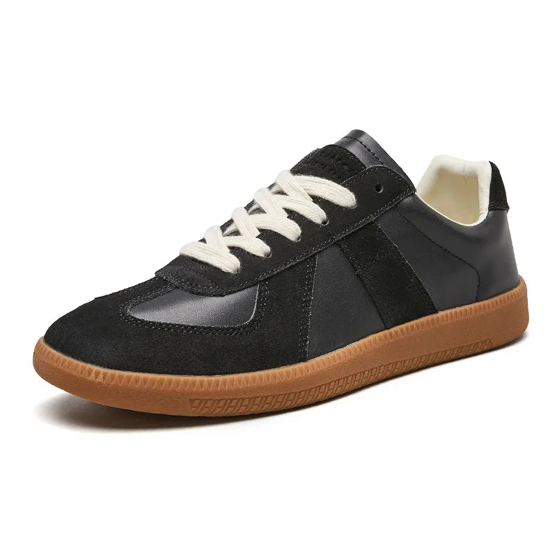 Men's Lace-Up Sneakers – Low-Profile Cushioned Sole