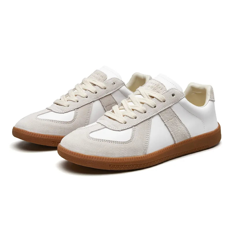 Men's Lace-Up Sneakers – Low-Profile Cushioned Sole