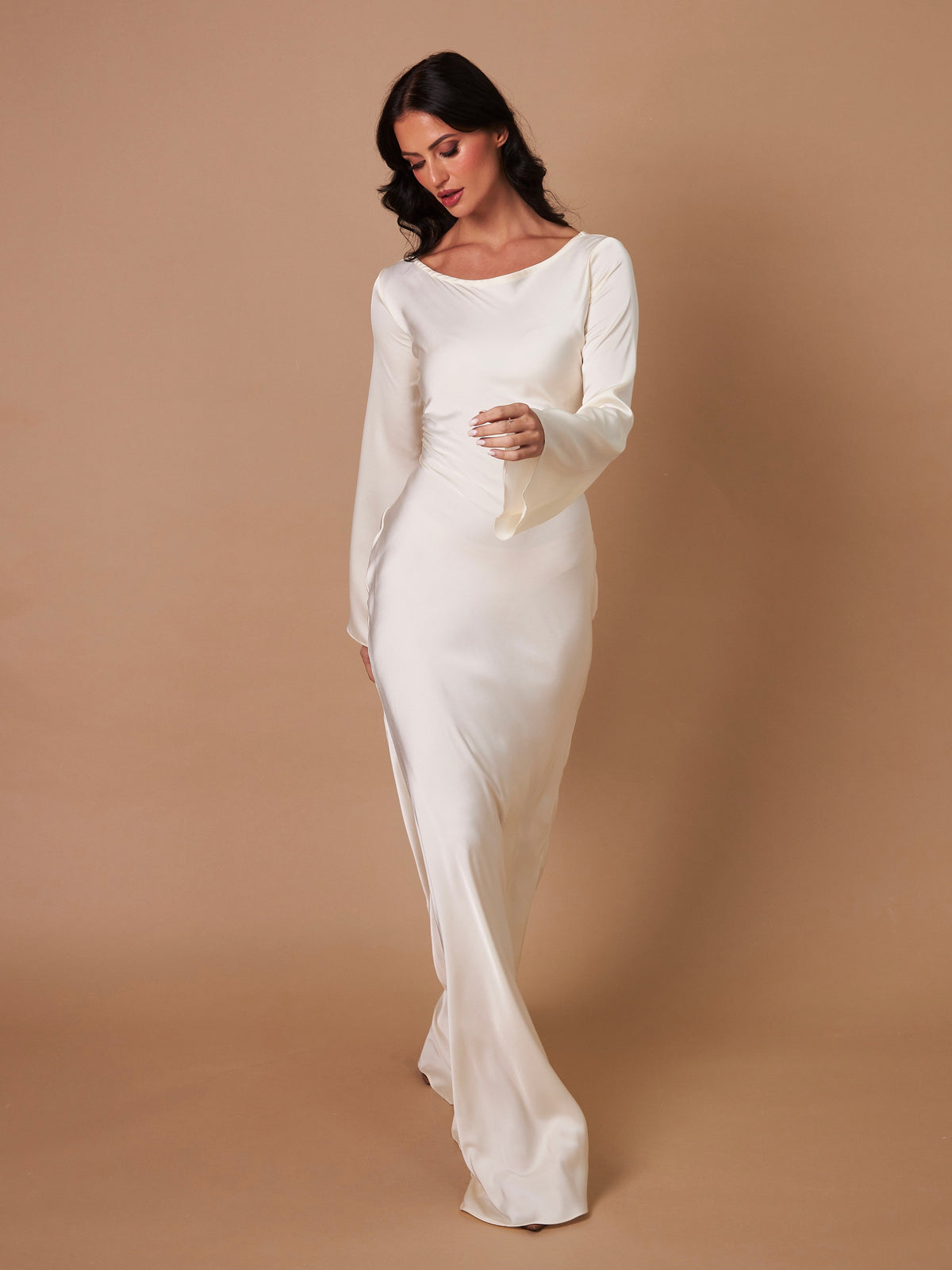 Women's Long Sleeve Maxi Dress – Fitted Bodice, Fluid Skirt