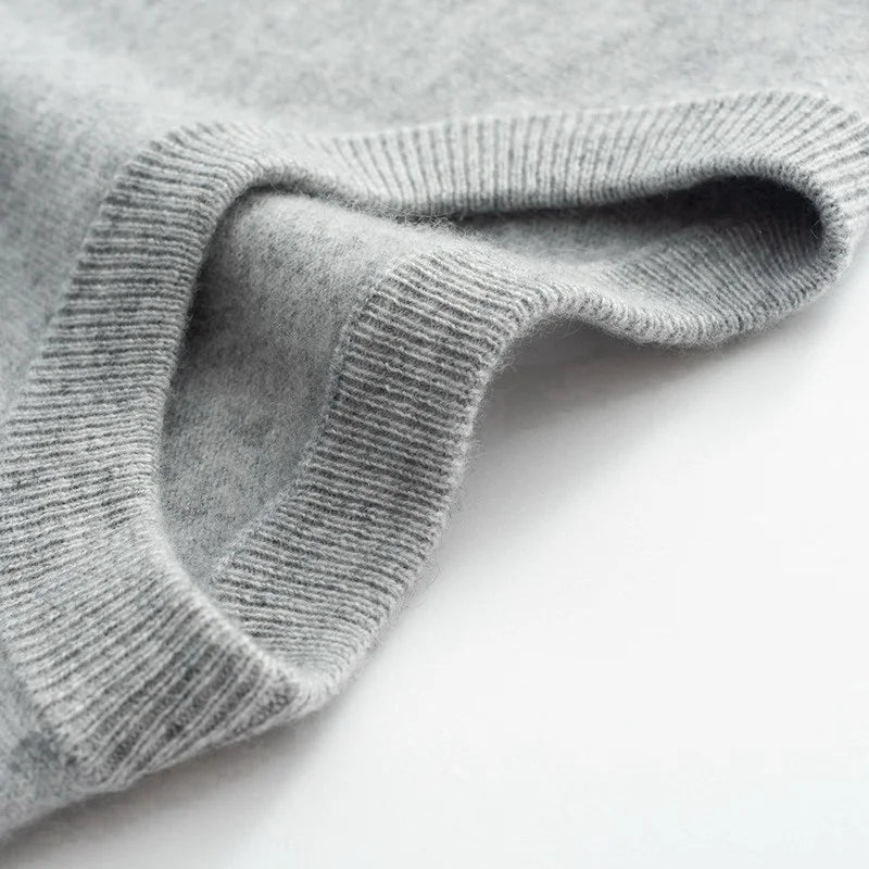Men's Crew Neck T-Shirt – Fine-Knit Fitted Cut