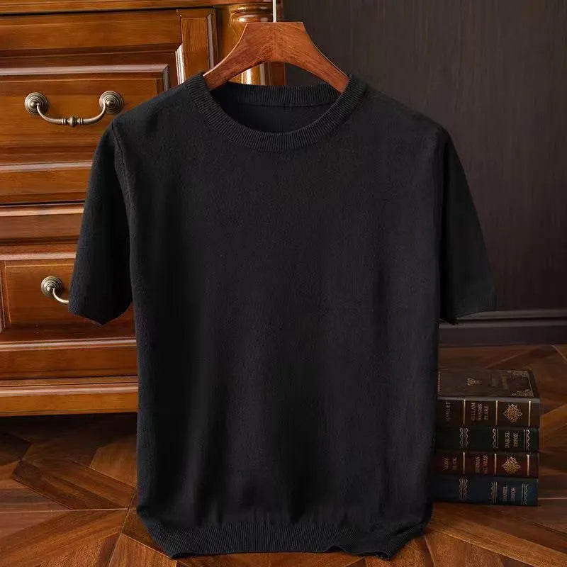 Men's Crew Neck T-Shirt – Fine-Knit Fitted Cut