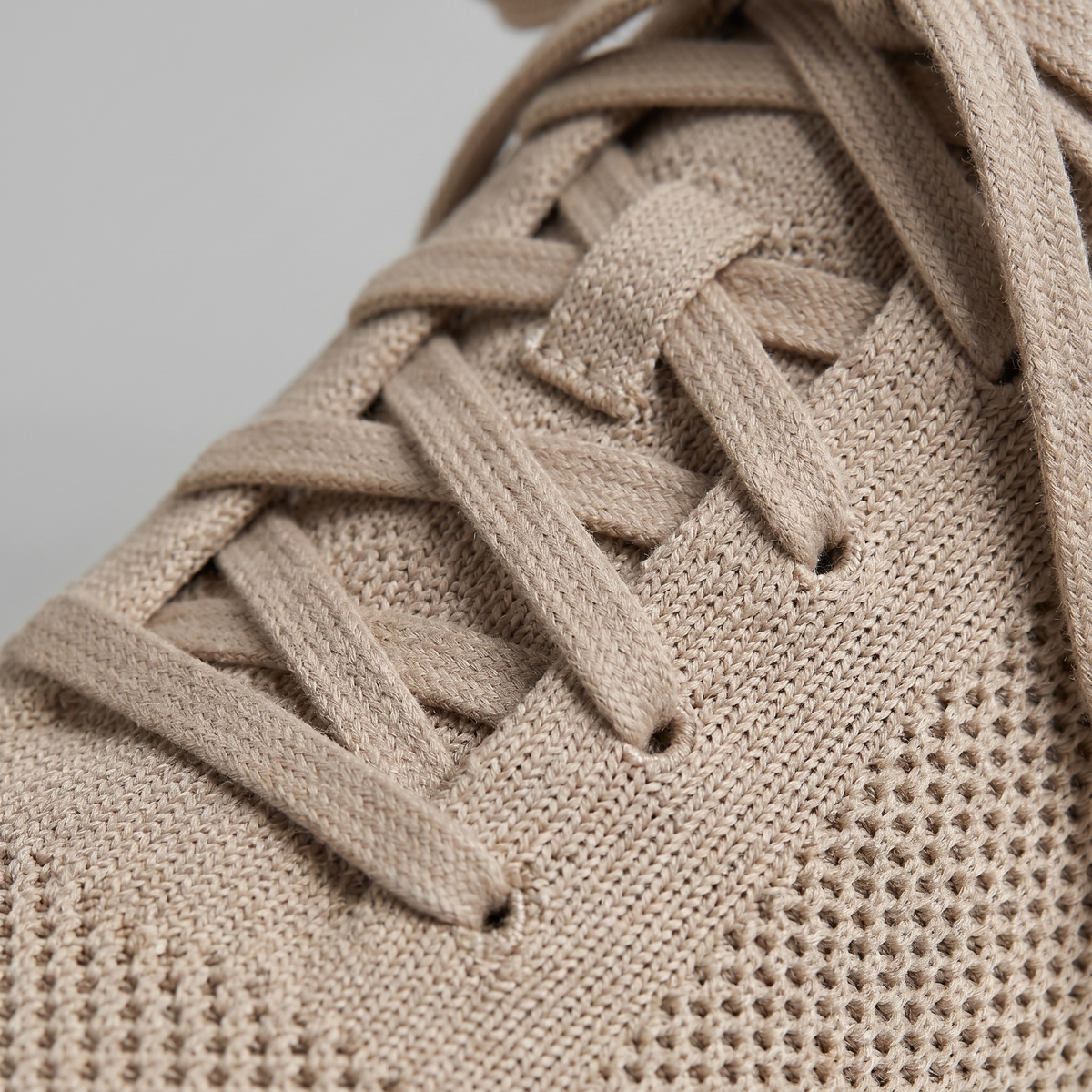 Men's Knit Lace-Up Sneaker – Tonal Low-Profile Design