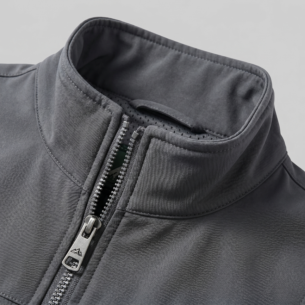 Men's Lightweight Utility Vest – Zip Pocket Design