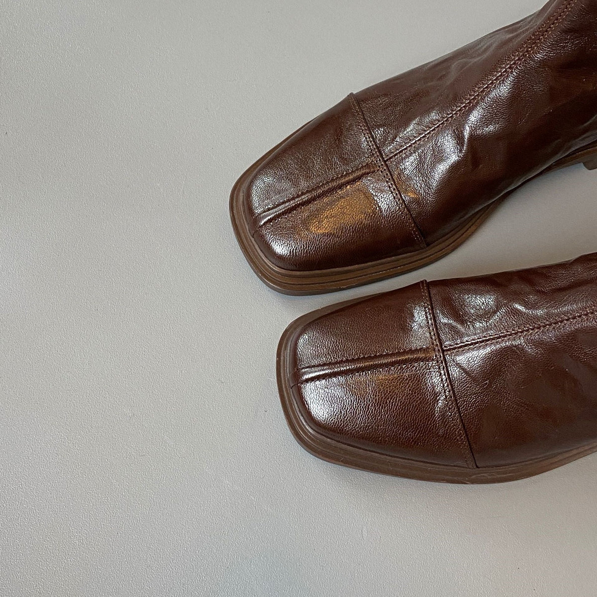 Women's Leather Boots – Square Toe Profiled Sole