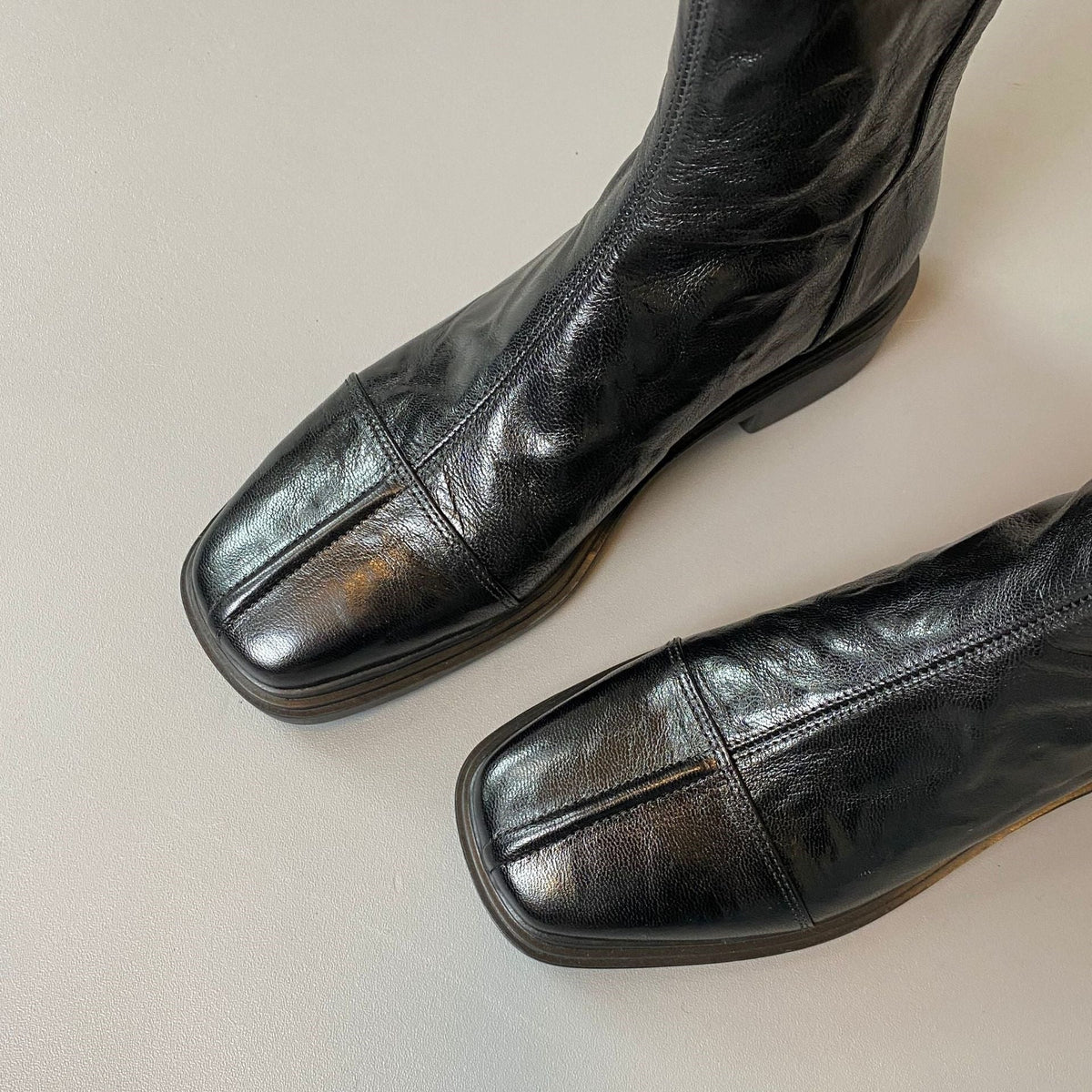 Women's Leather Boots – Square Toe Profiled Sole