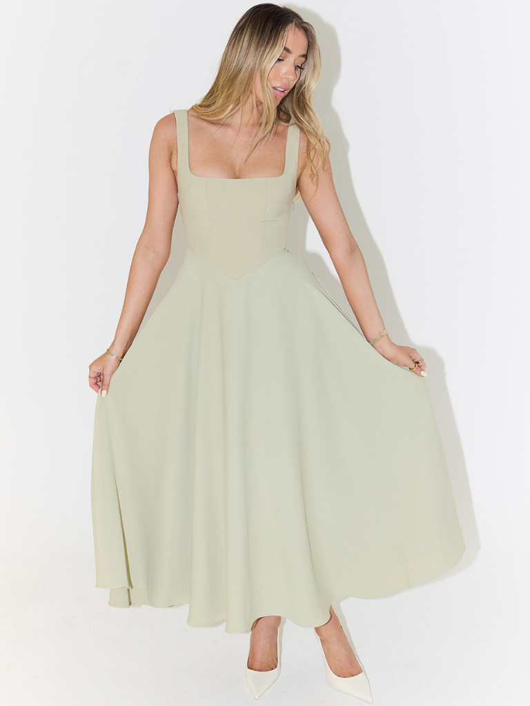 Women's Square-Neck Midi Dress – Sleeveless Flared Skirt