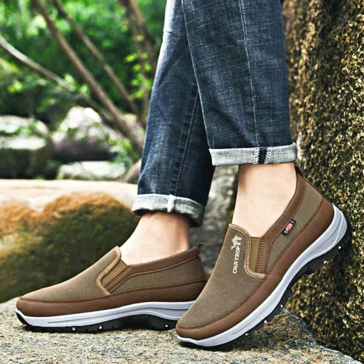 Men's Slip-On Walking Shoes – Mesh Upper, Arch Support