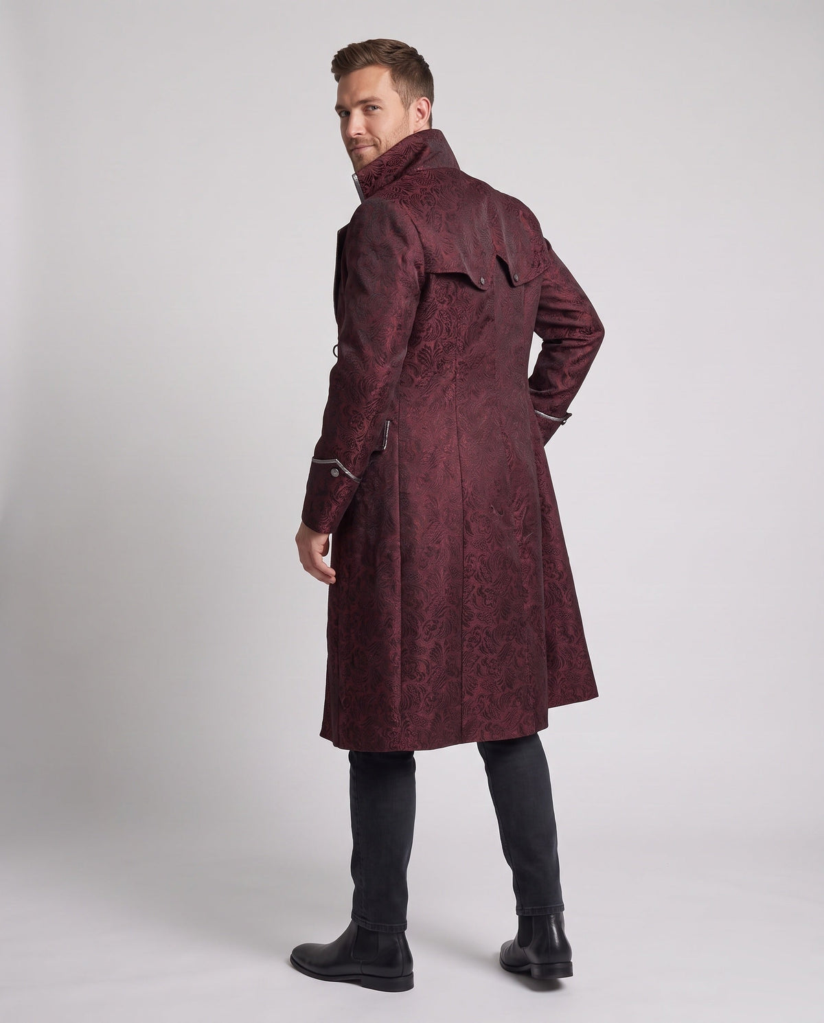 Men's Coat – Gothic High Collar