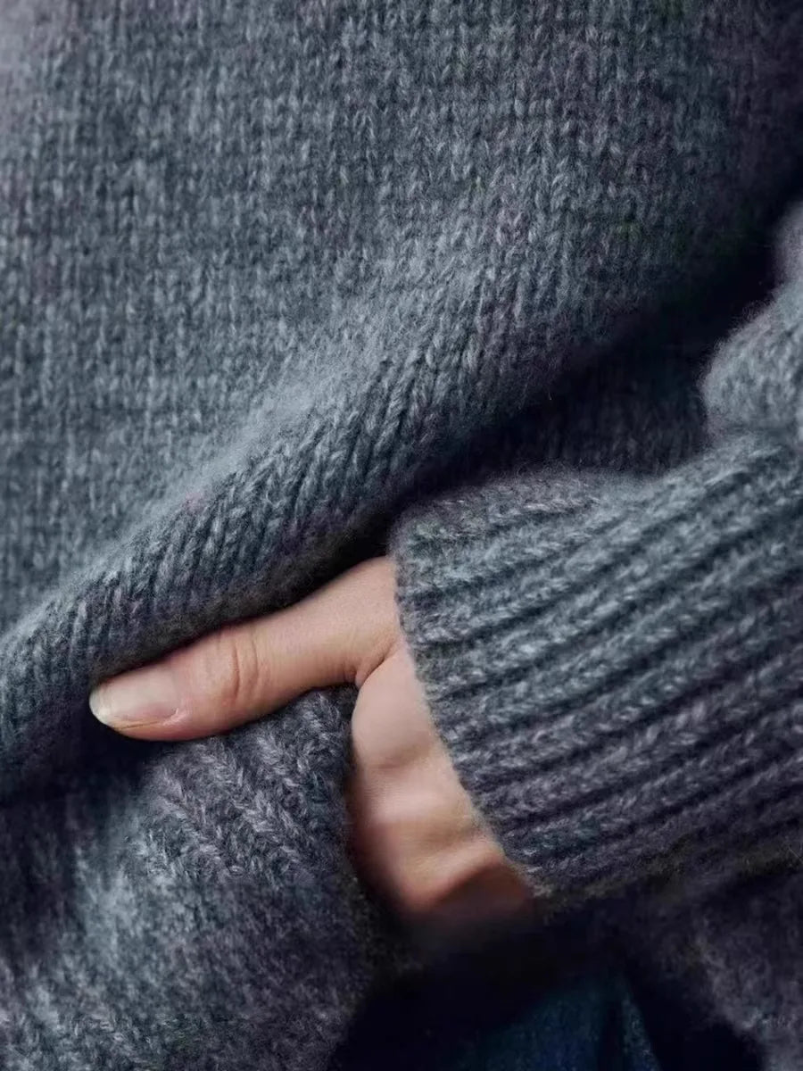 Women's Oversized Knit Sweater – Relaxed Drape Fit