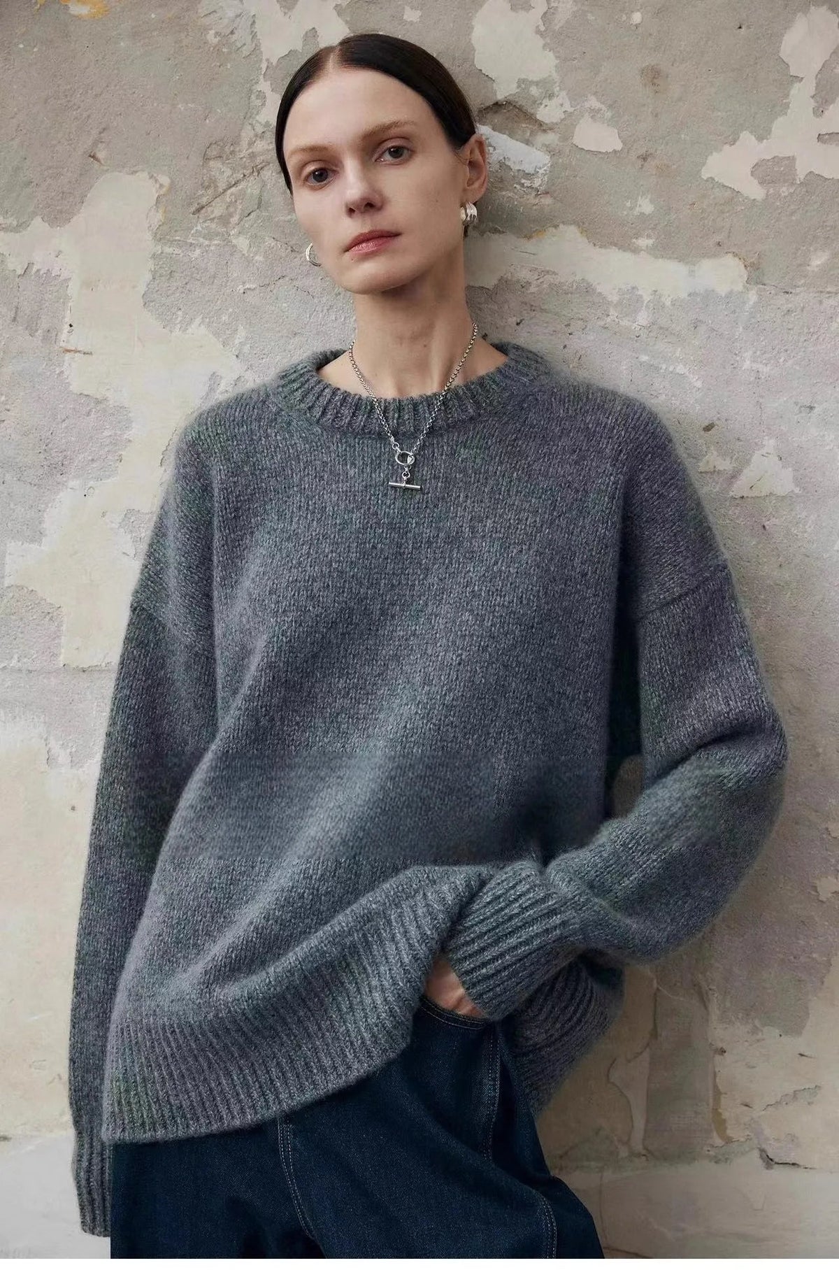 Women's Oversized Knit Sweater – Relaxed Drape Fit