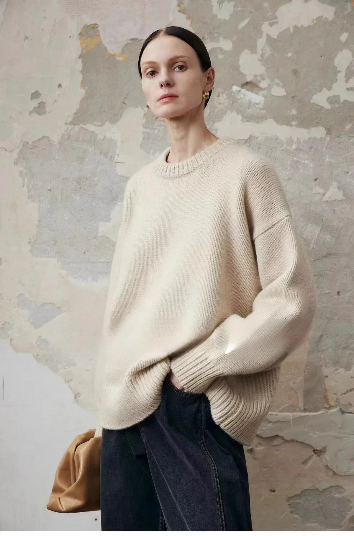 Women's Oversized Knit Sweater – Relaxed Drape Fit