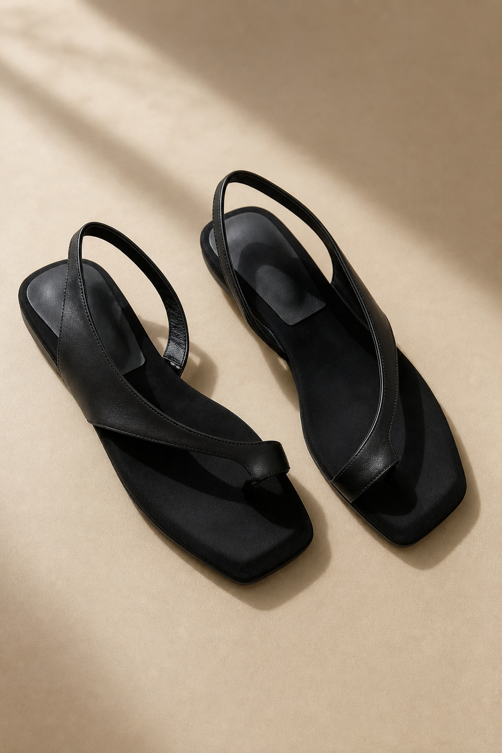 Women's Flat Sandal – Square-Toe Retro Strap