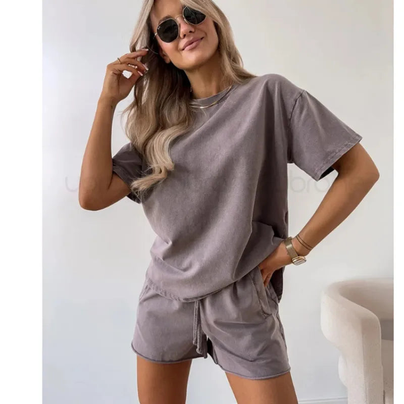 Women's Two-Piece Lounge Set – Relaxed Straight Cut