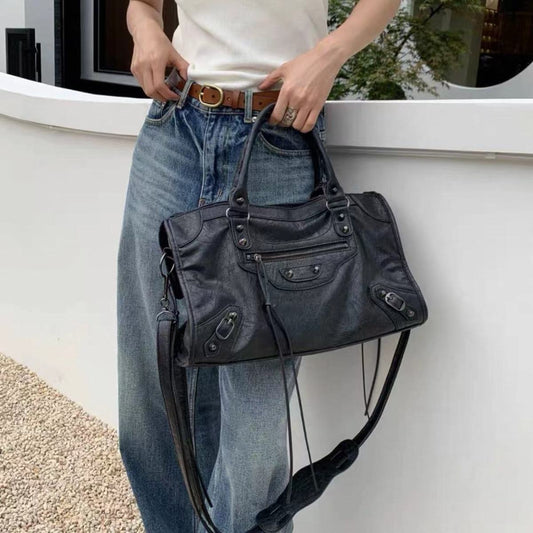 Women's Leather Tote Bag – Structured Zip-Top Carryall