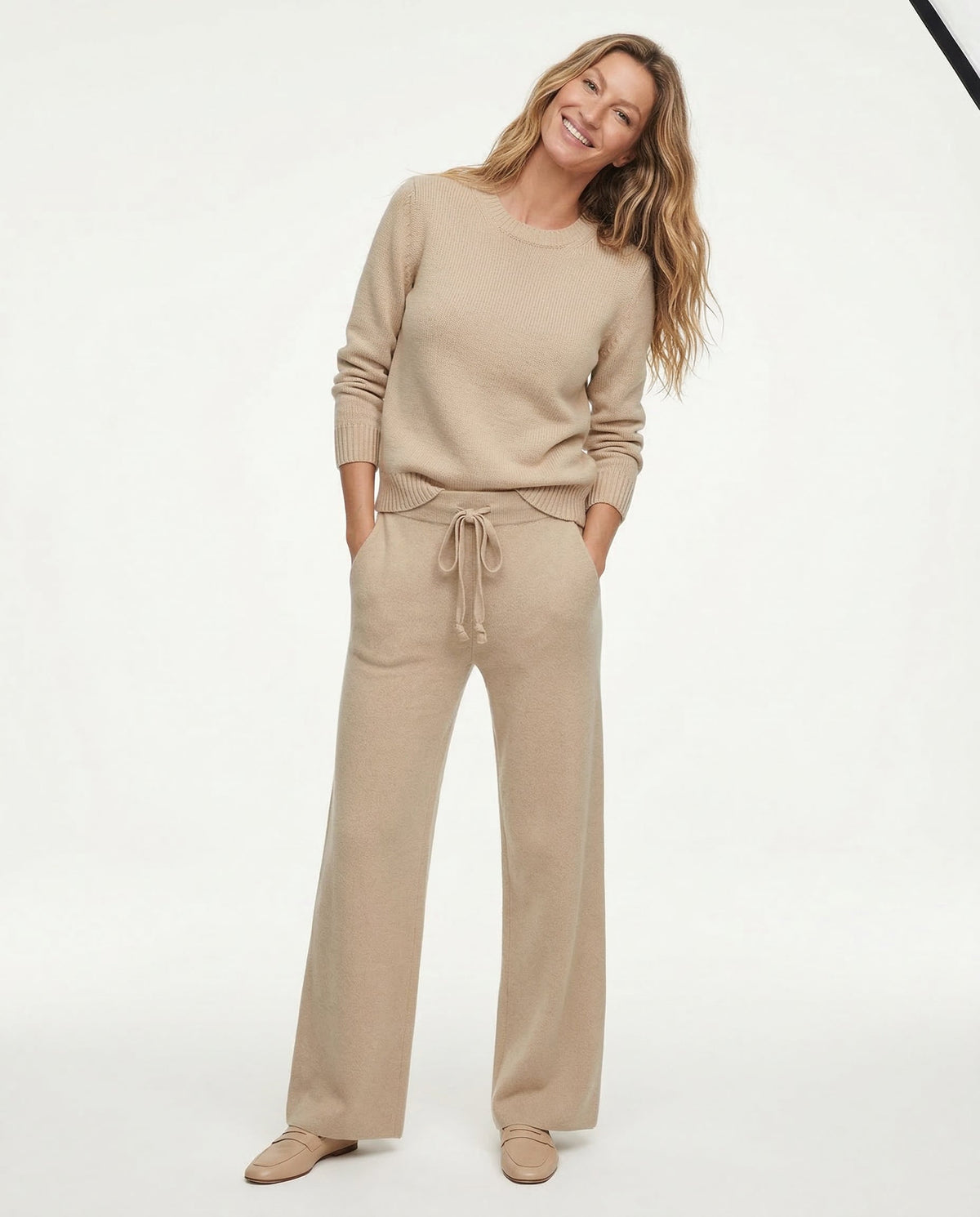 Women's Cashmere-Blend Sweatpants – High-Rise Relaxed Leg