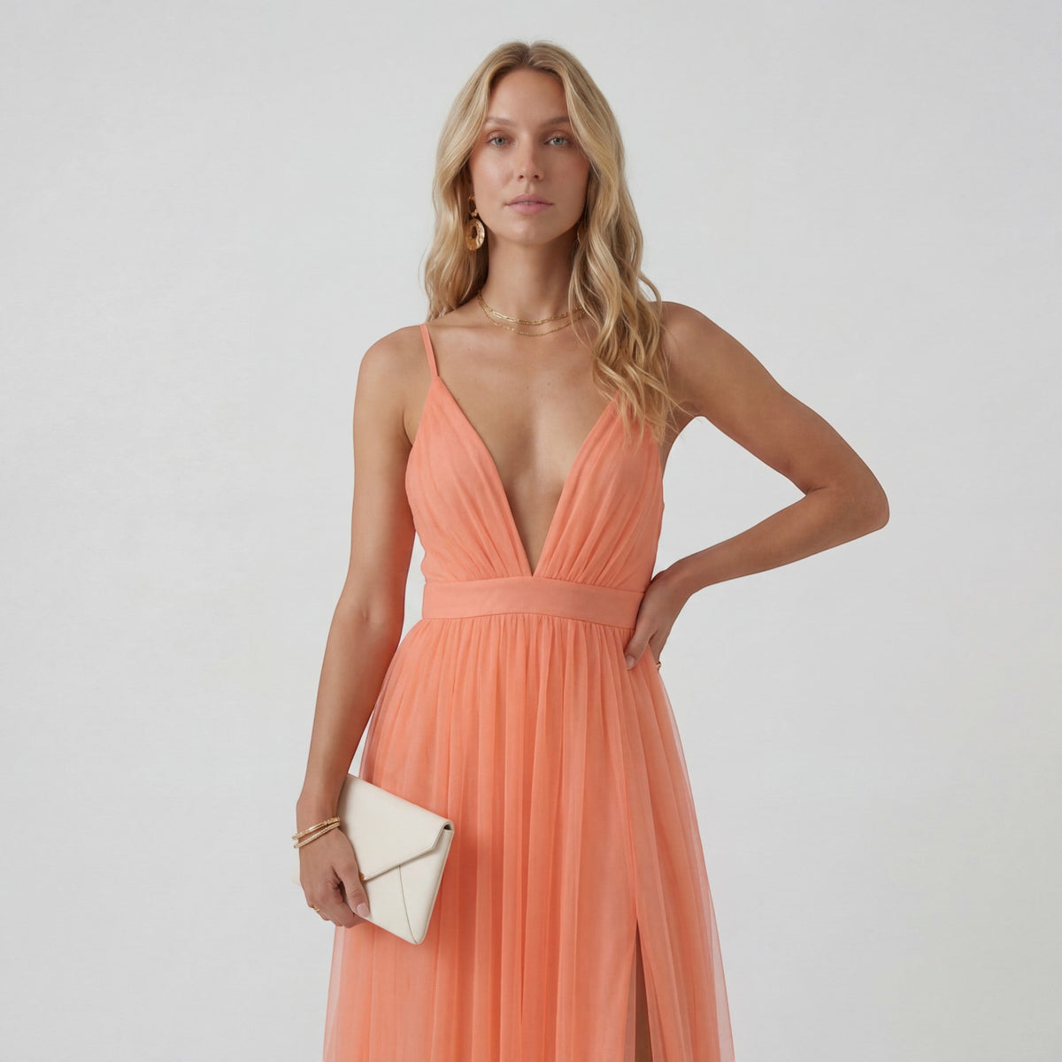 Women's V-Neck Maxi Dress – Fitted Waist Flowing Skirt