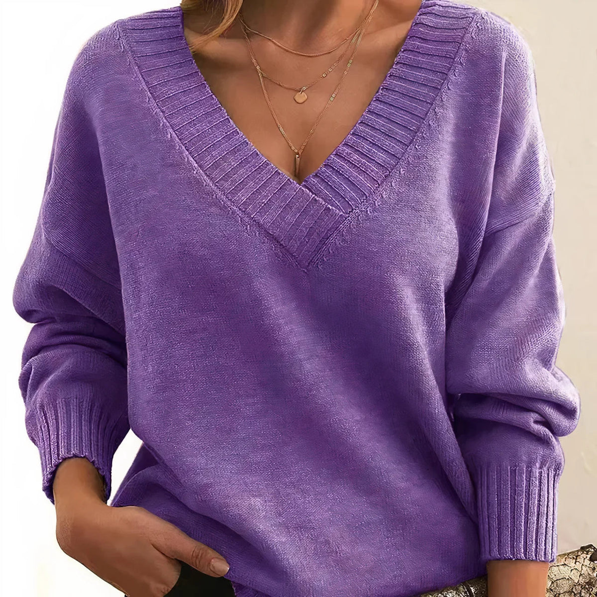 Women's Knit Sweater – Relaxed Crew Neck Fit