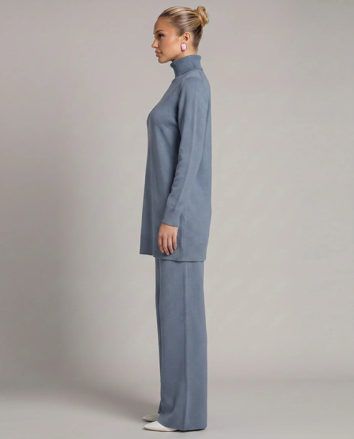 Women's Two-Piece Set – Relaxed Straight-Leg Fit