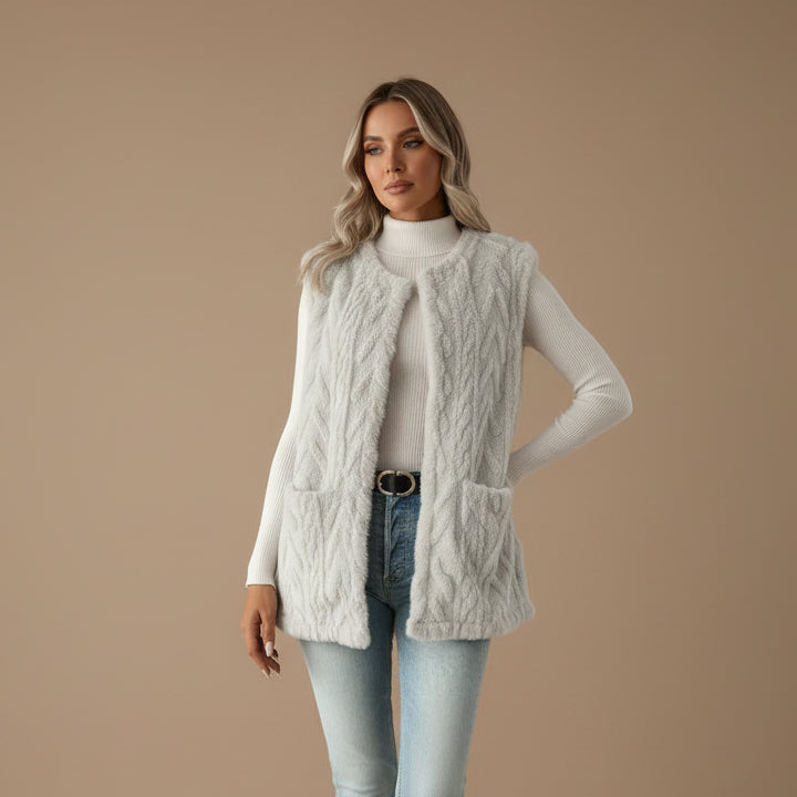 Women's Fleece Vest – Textured Diamond Pattern