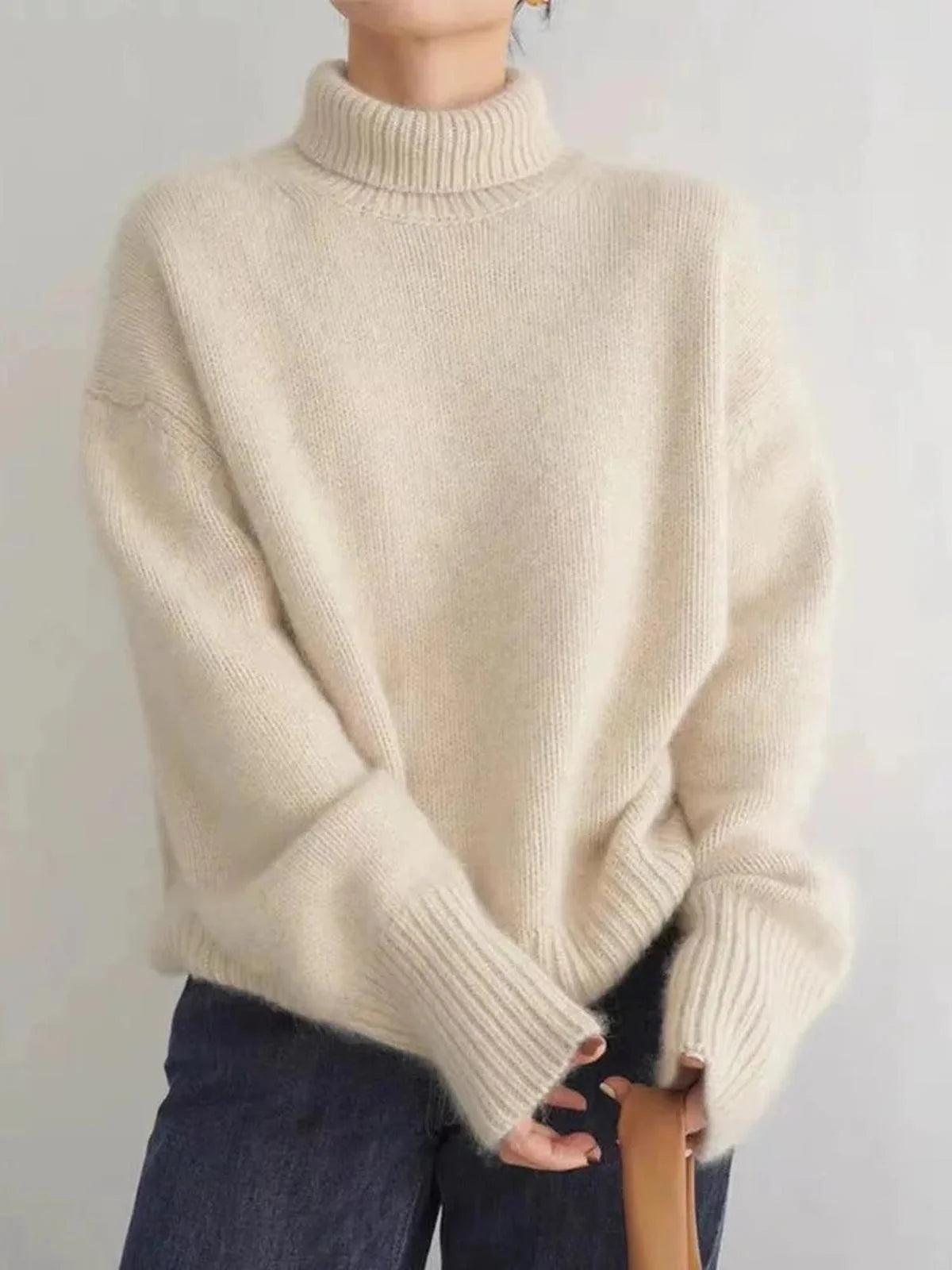 Women's Wool Turtleneck Sweater – Chunky Straight Fit