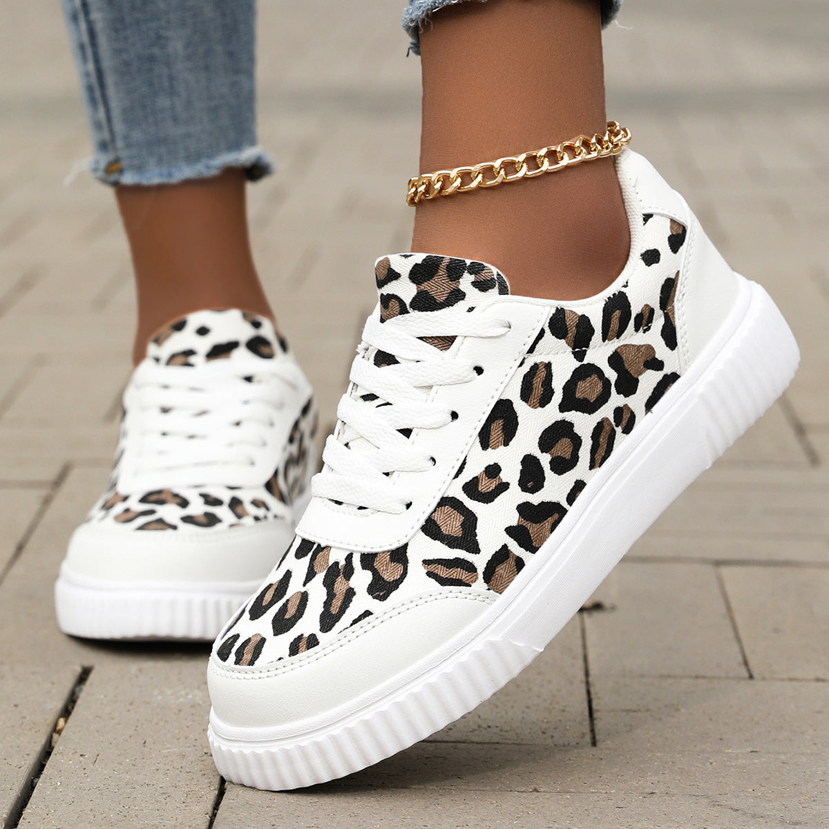 Women's Leopard Print Sneaker – Low-Top Lace-Up Platform