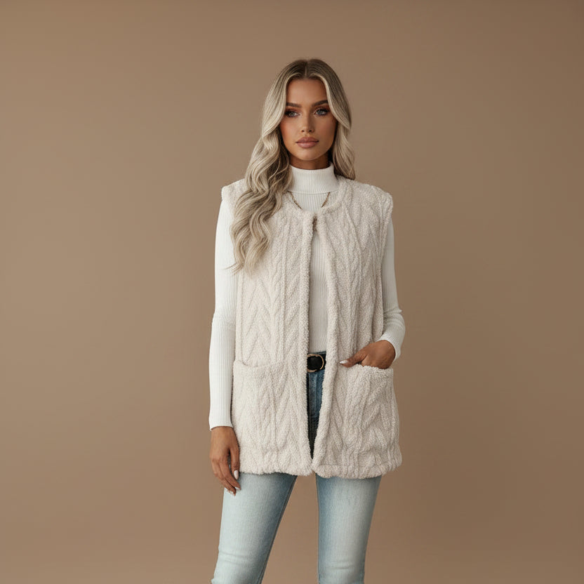Women's Fleece Vest – Textured Diamond Pattern