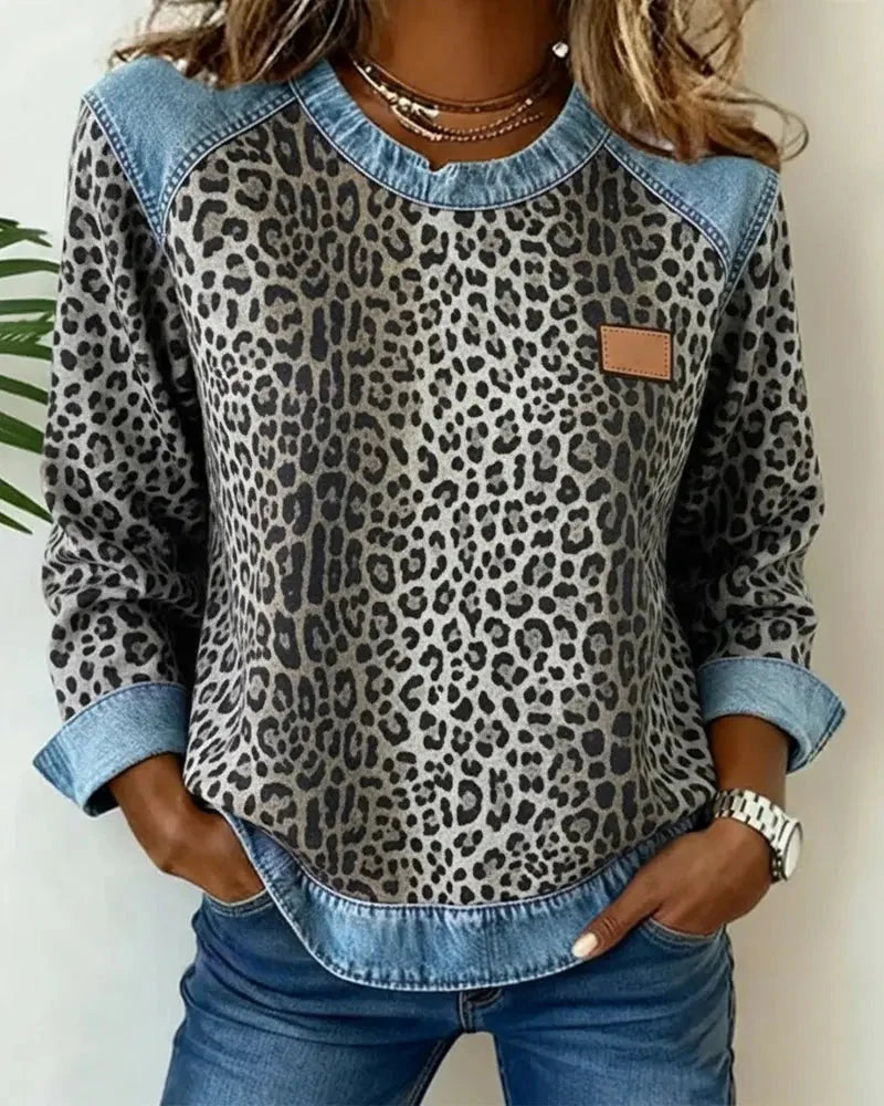 Women's Patchwork Sweatshirt – Embossed Floral Crew Neck