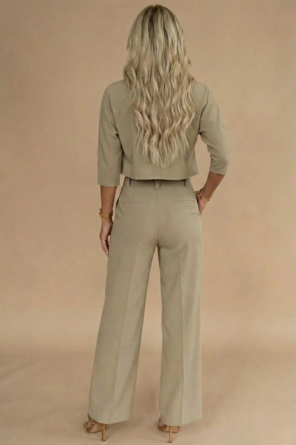 Women's Two-Piece Set – Cropped Top & Relaxed Pants