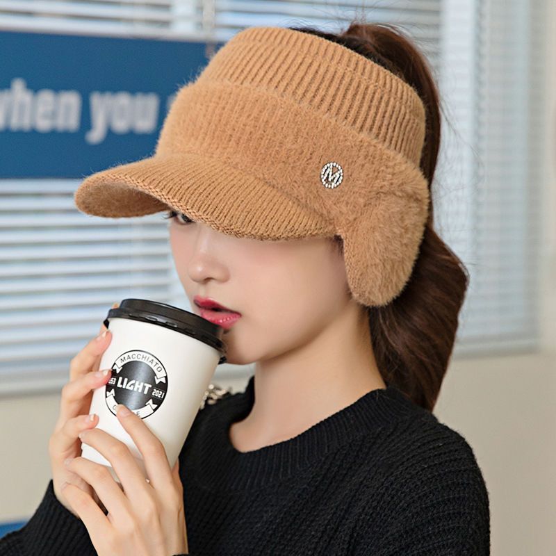 Women's Ponytail Knit Beanie – Open Crown Design