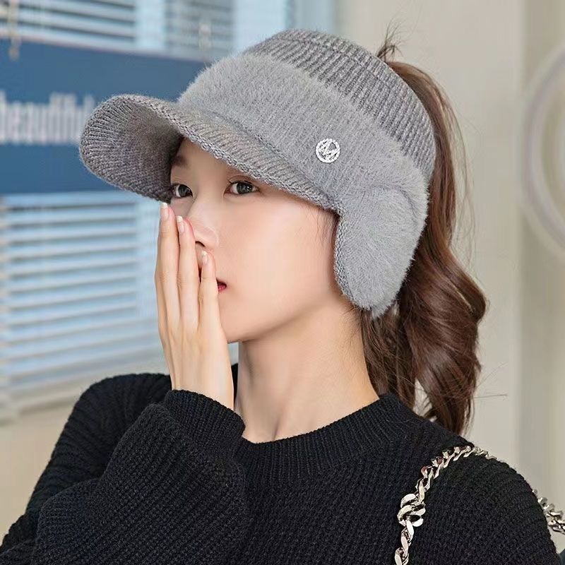 Women's Ponytail Knit Beanie – Open Crown Design