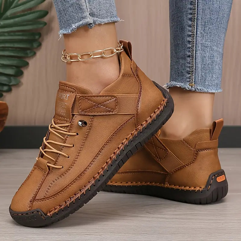 Women's Lace-Up Ankle Boot – Hand-Stitched Sole