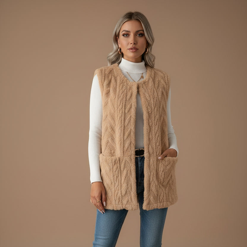Women's Fleece Vest – Textured Diamond Pattern