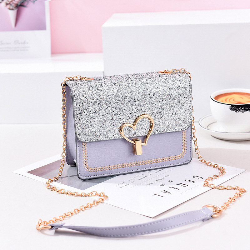 Unisex Chain Crossbody Bag – Compact Rectangular Shape