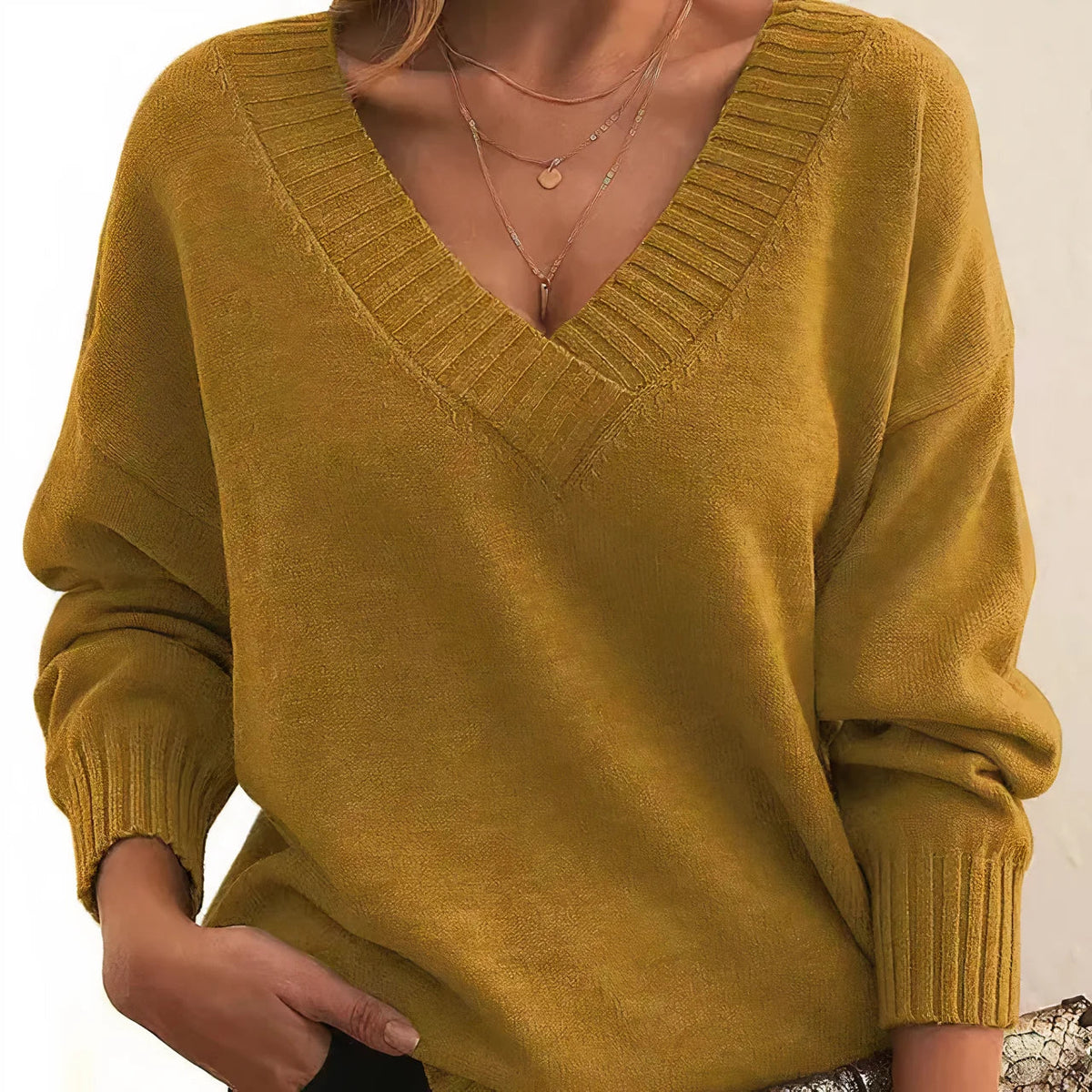 Women's Knit Sweater – Relaxed Crew Neck Fit