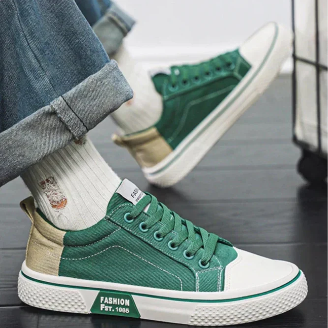 Men's Canvas Sneaker – Low-Top Contrast Heel