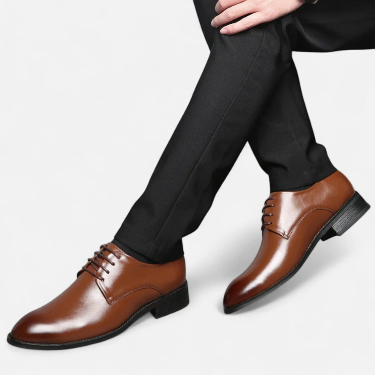 Men's Leather Derby Shoes – Classic Round Toe