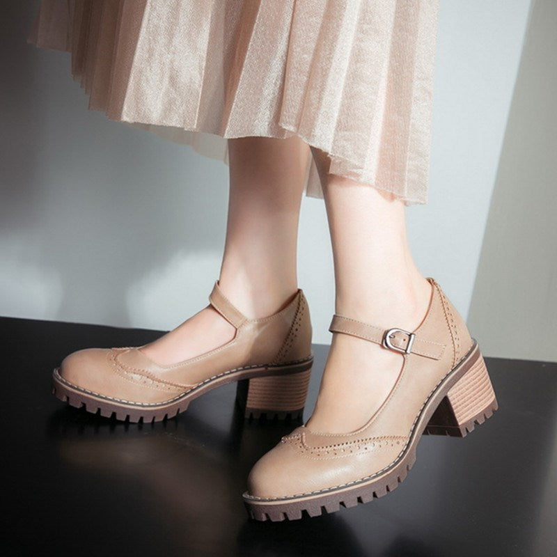 Women's Block Heel Shoe – Rounded Toe Low-Cut