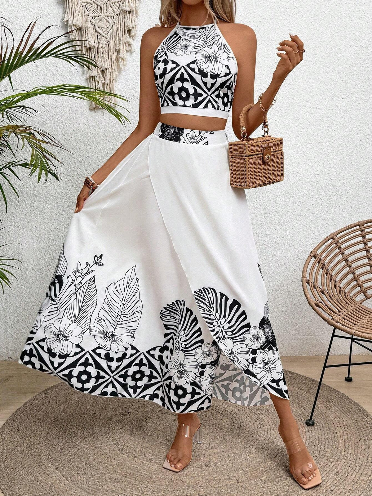Women's Two-Piece Set – Floral Print Slim Fit