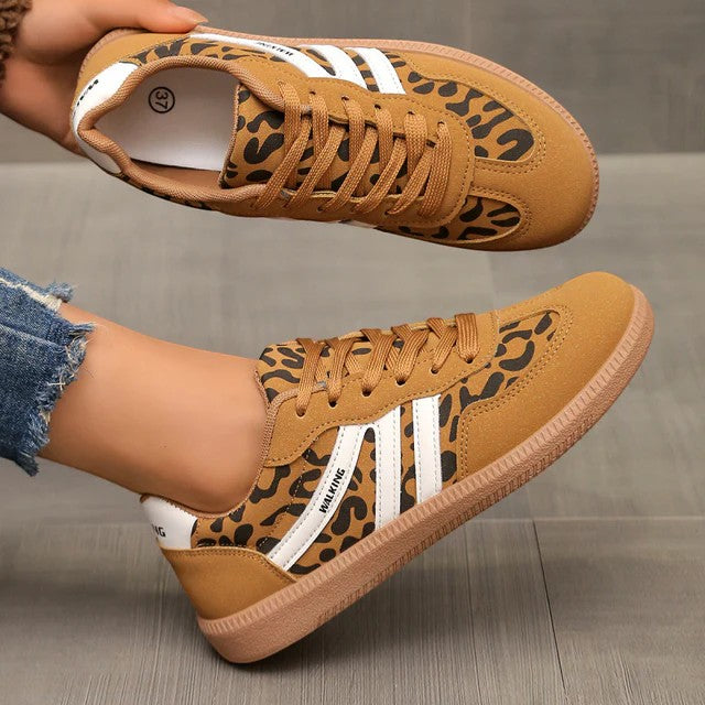 Women's Leather Lace-Up Sneaker – Low Flat Sole