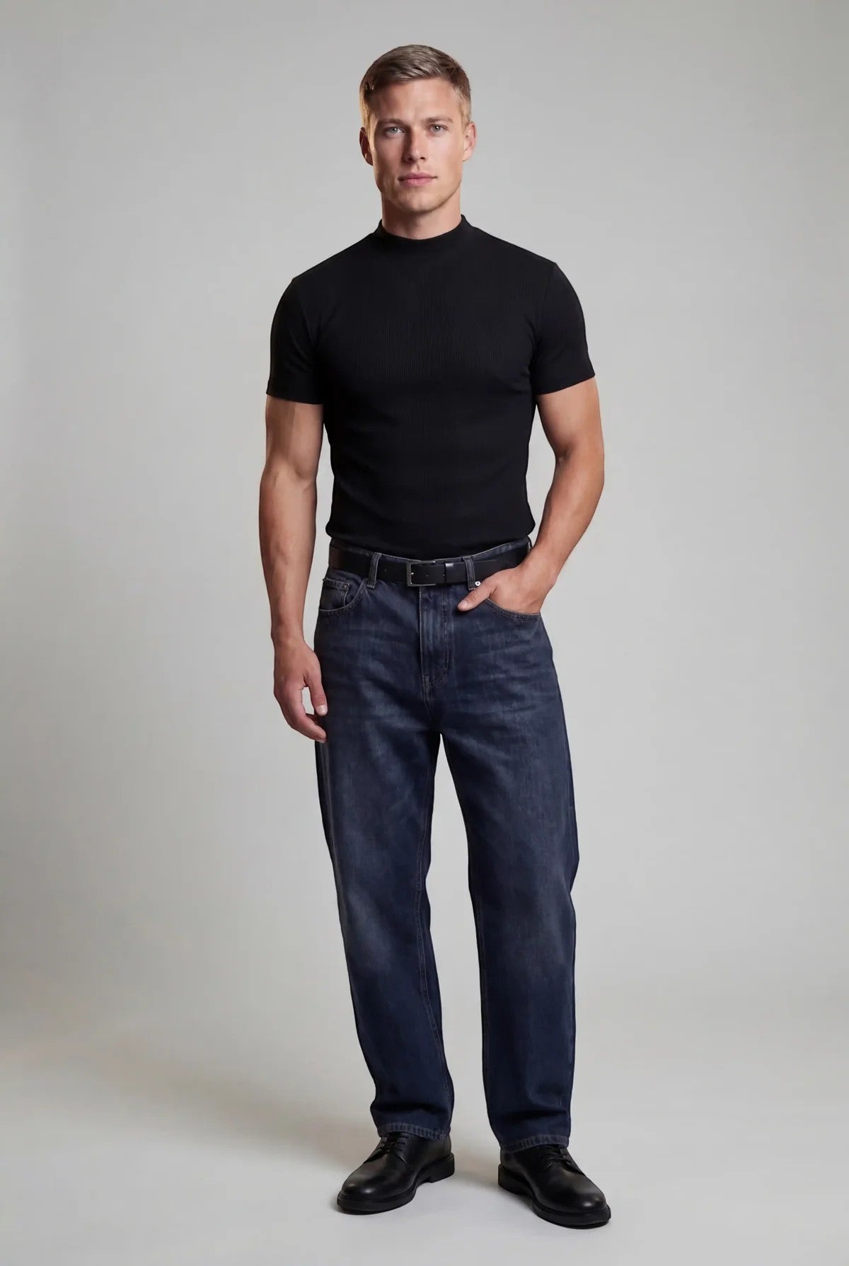 Men's Slim-Fit Stretch T-Shirt – Ribbed Crew Neck
