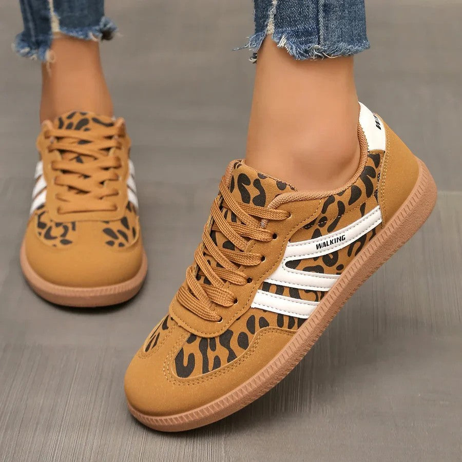 Women's Leather Lace-Up Sneaker – Low Flat Sole
