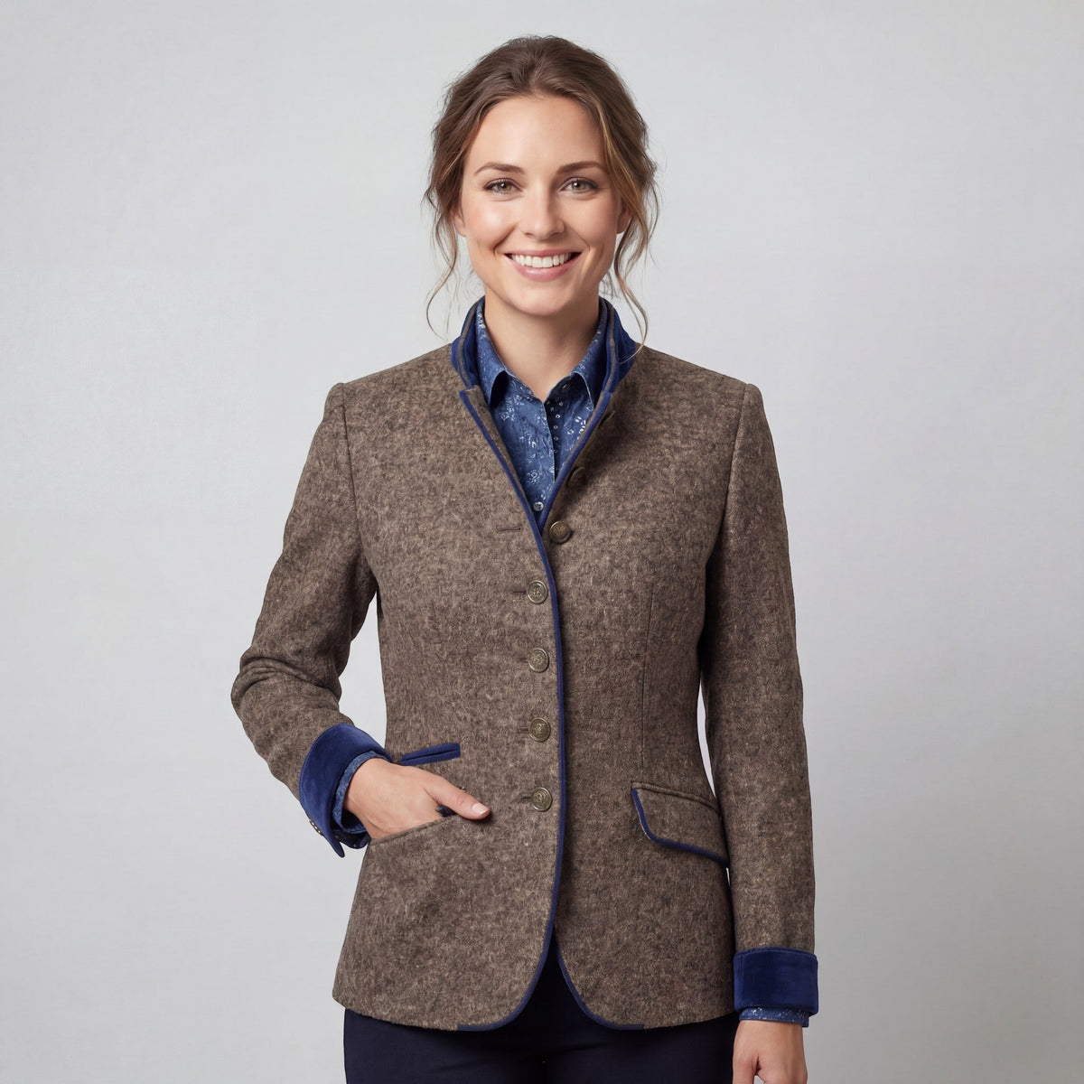 Women's Wool-Blend Blazer – Tailored Waist Fit