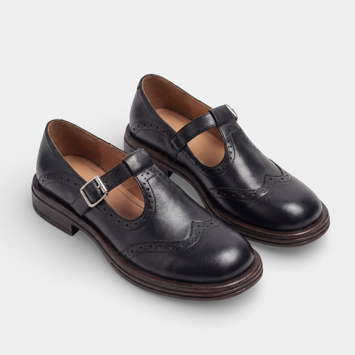Women's Leather Flat Shoes – Smooth Rounded-Toe Design