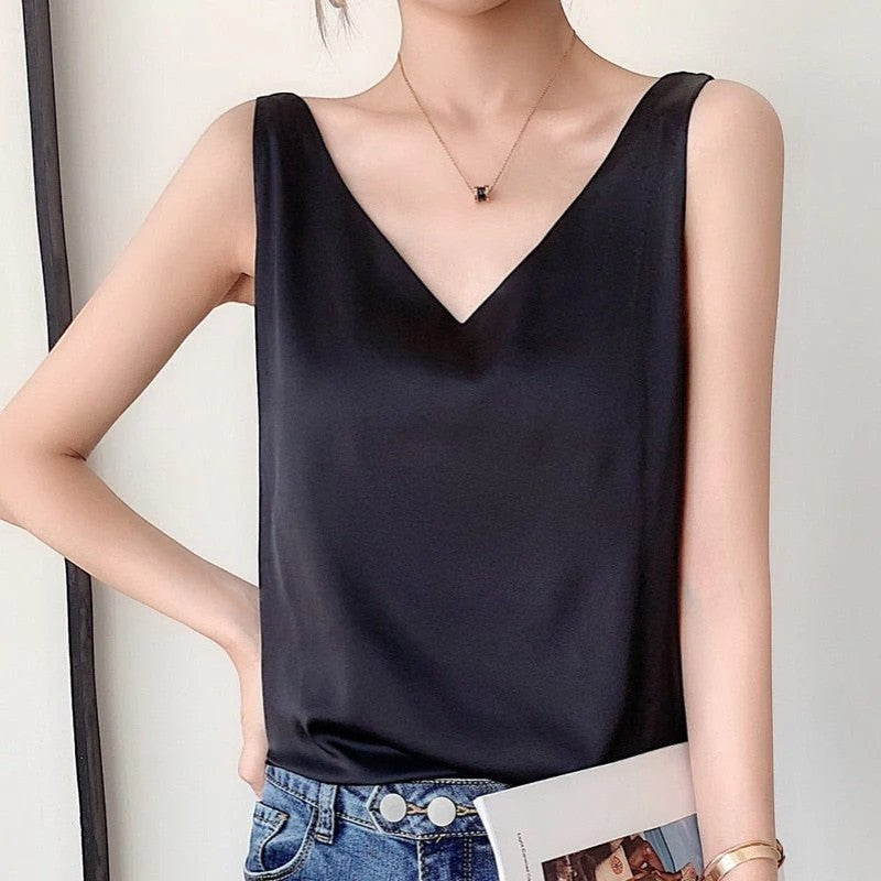 Women's V-Neck Silk Top – Relaxed Sleeveless Cut